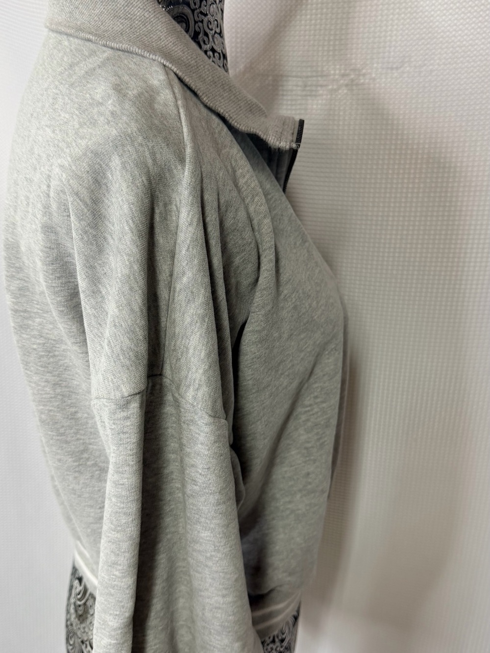 JoyLab Light Gray Half-Zip Sweatshirt - Picture 8 of 11